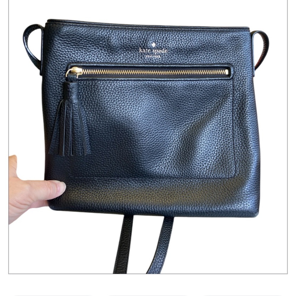 Kate Spade Chester Street Dessi Crossbody Purse, Leather, Tassel, Minimalist,EUC